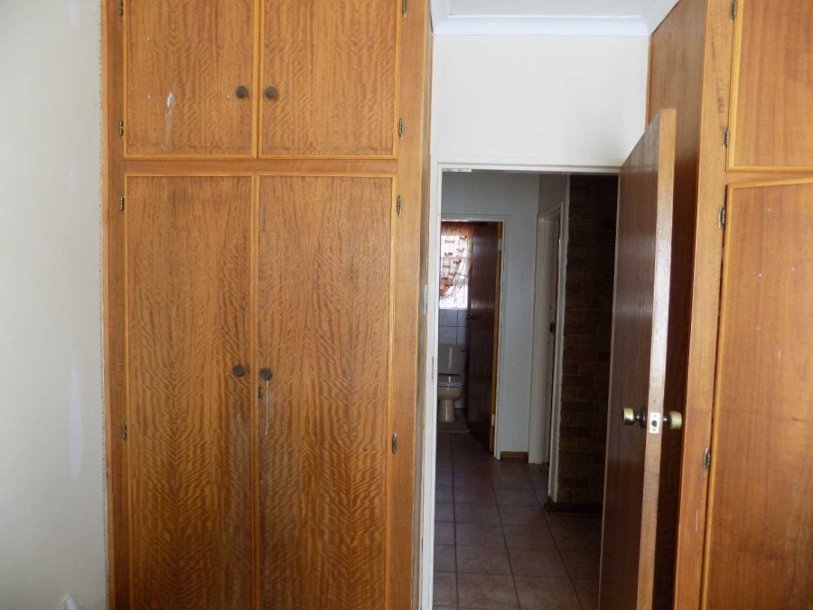 4 Bedroom Property for Sale in Universitas Ridge Free State